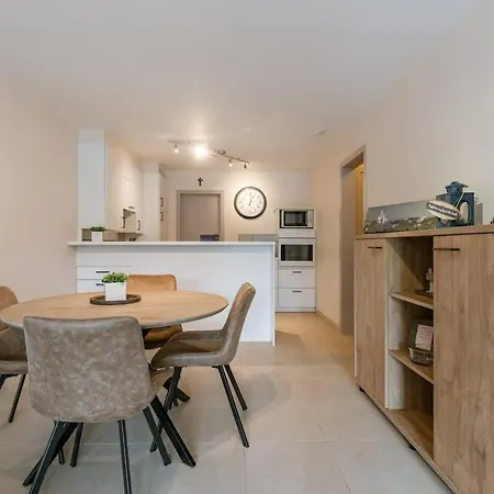 Elegant Seaside In Apartament