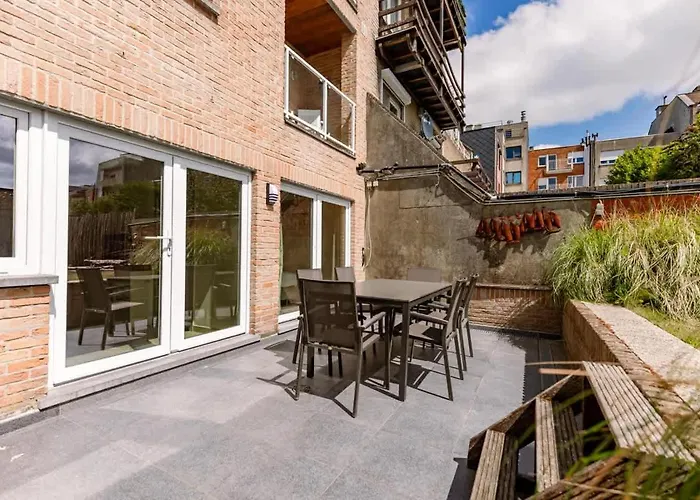 Elegant Seaside In 公寓 *