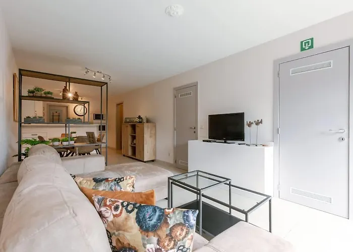 Elegant Seaside In * 布兰肯贝赫