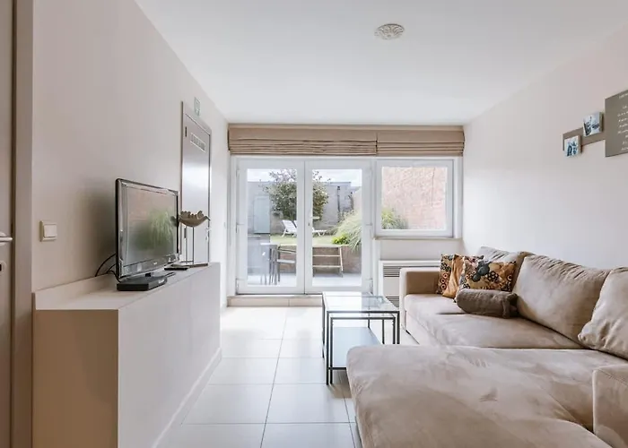 Elegant Seaside In 公寓