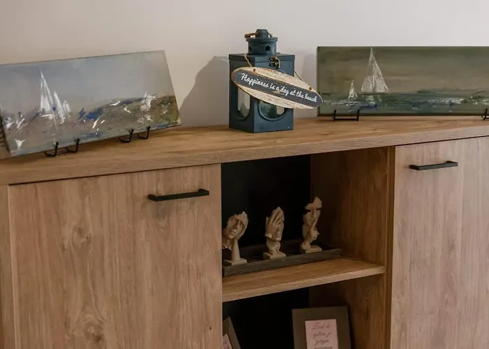 Elegant Seaside In *