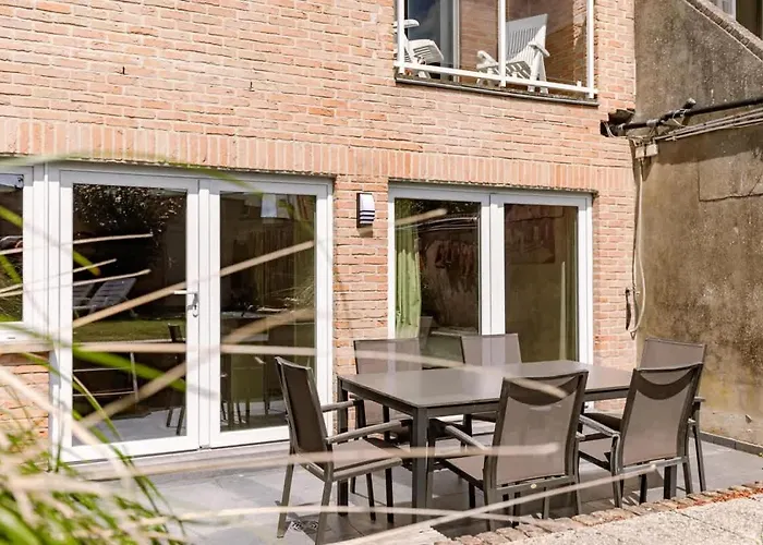 Elegant Seaside In * 布兰肯贝赫