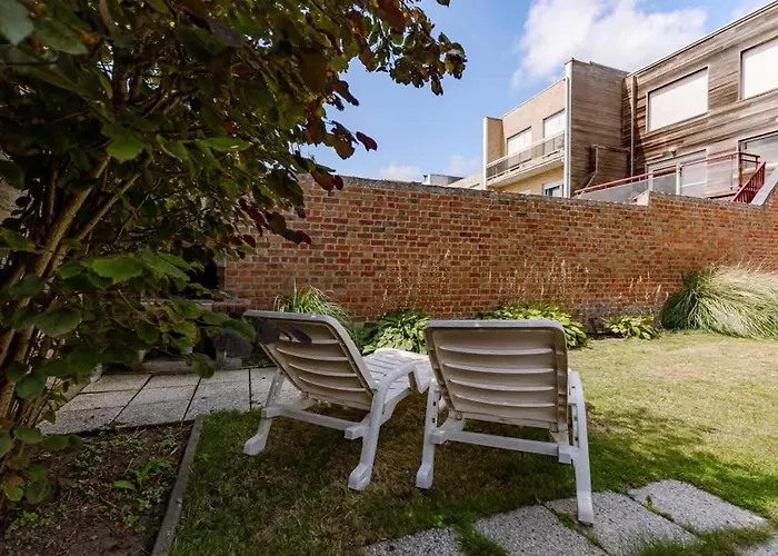 Elegant Seaside In * 布兰肯贝赫