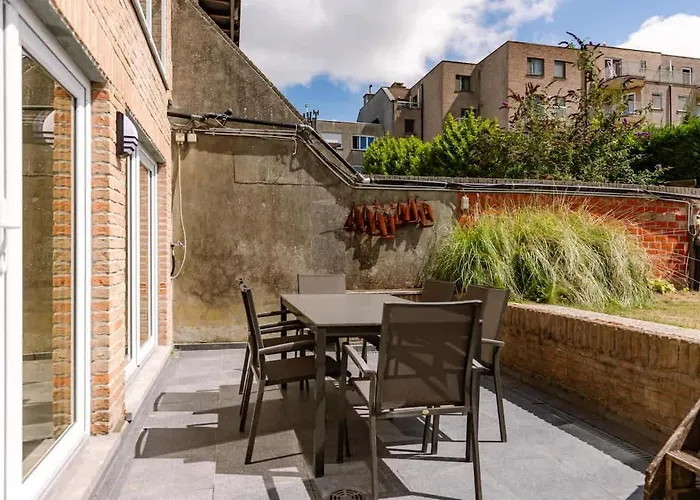 Elegant Seaside In *